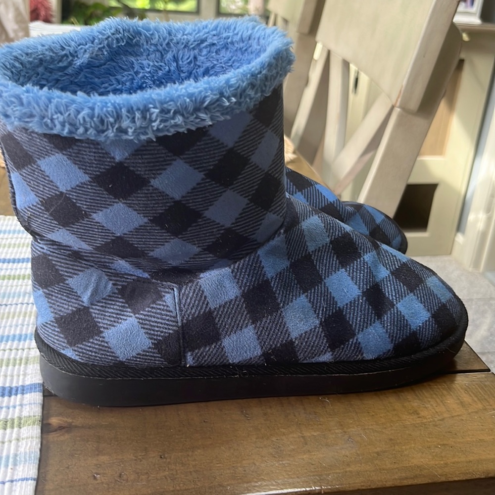 Vera Bradley boot slippers